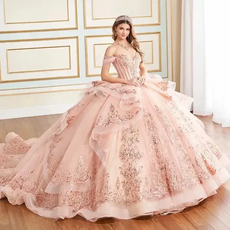 Un Vistazo Exclusivo a Nuestra Colección de Quinceañera Otoño 2024